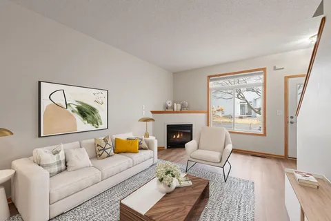 $225,000 | 2115 Parkway Avenue, Shakopee, MN 55379