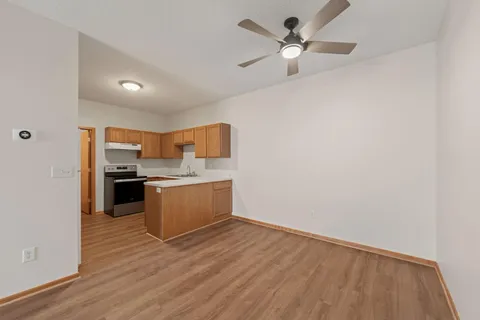 $225,000 | 2115 Parkway Avenue, Shakopee, MN 55379