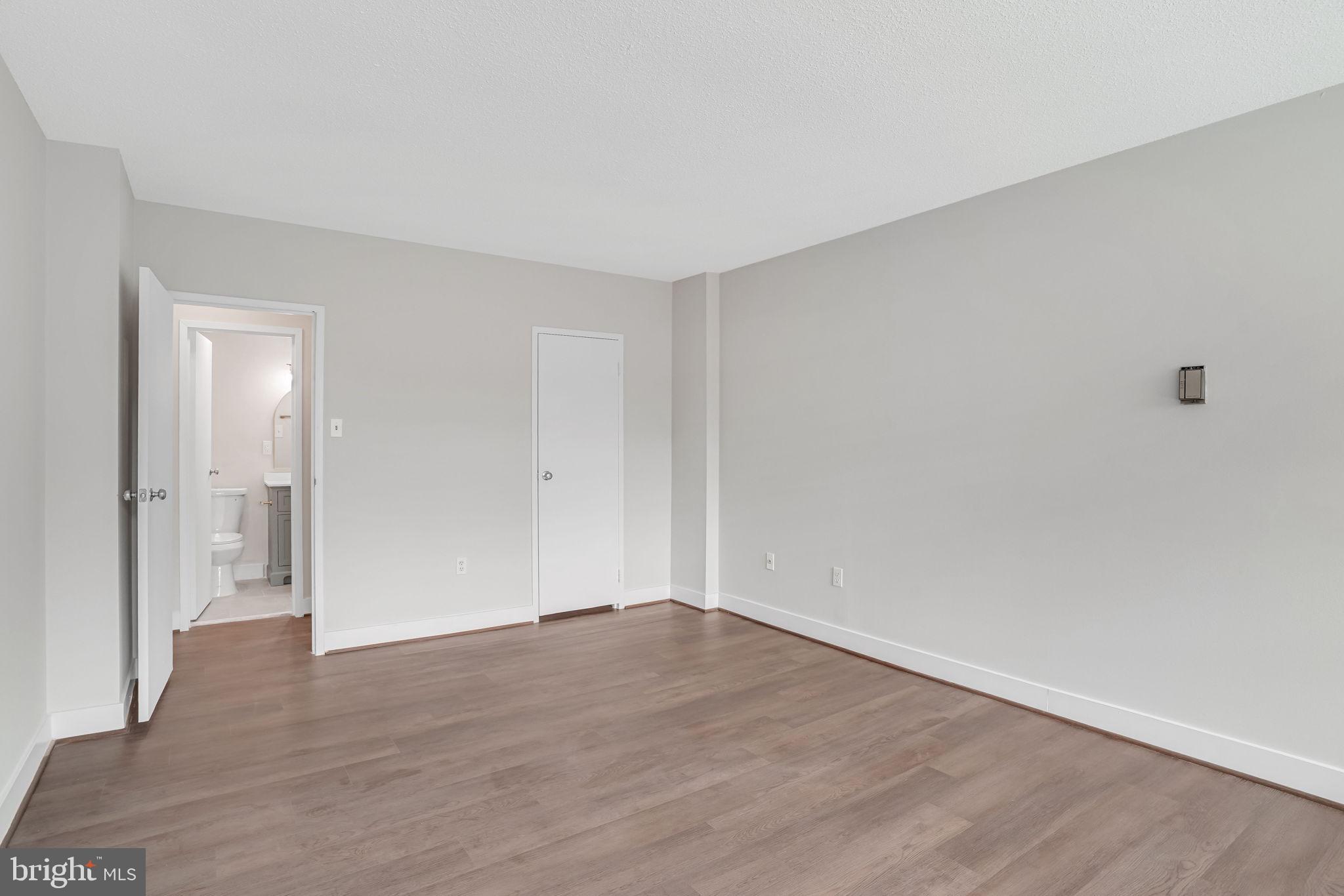 4141 North Henderson Road, Unit 107 Arlington, VA 22203 - Photo 15 of 30