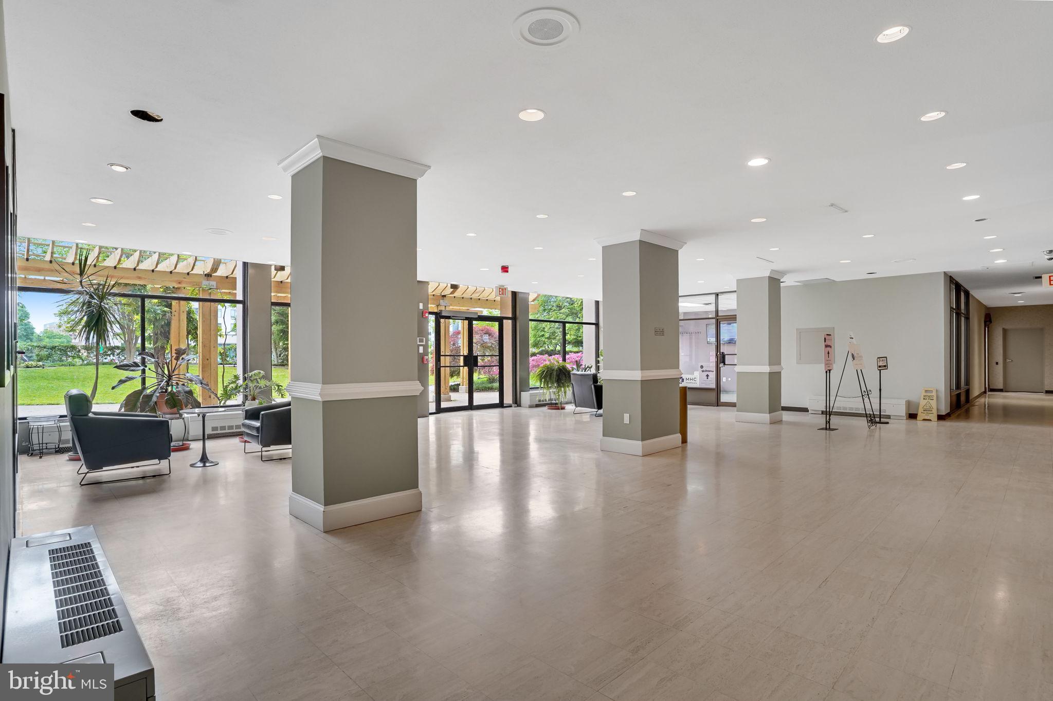 4141 North Henderson Road, Unit 107 Arlington, VA 22203 - Photo 21 of 30