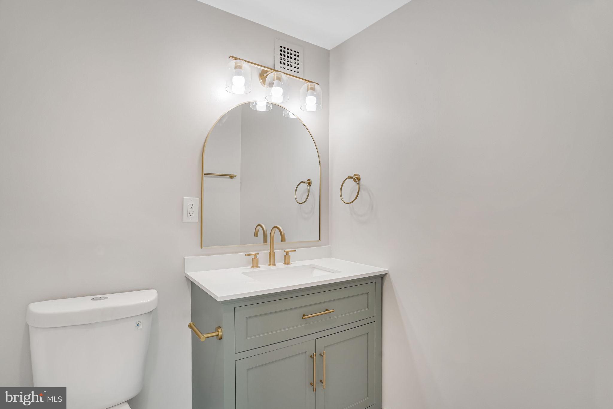 4141 North Henderson Road, Unit 107 Arlington, VA 22203 - Photo 8 of 30