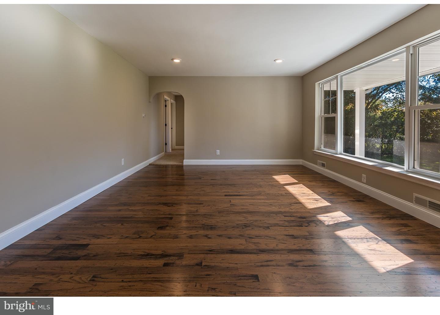63 Tansboro Road Berlin, NJ 08009 - Photo 3 of 8