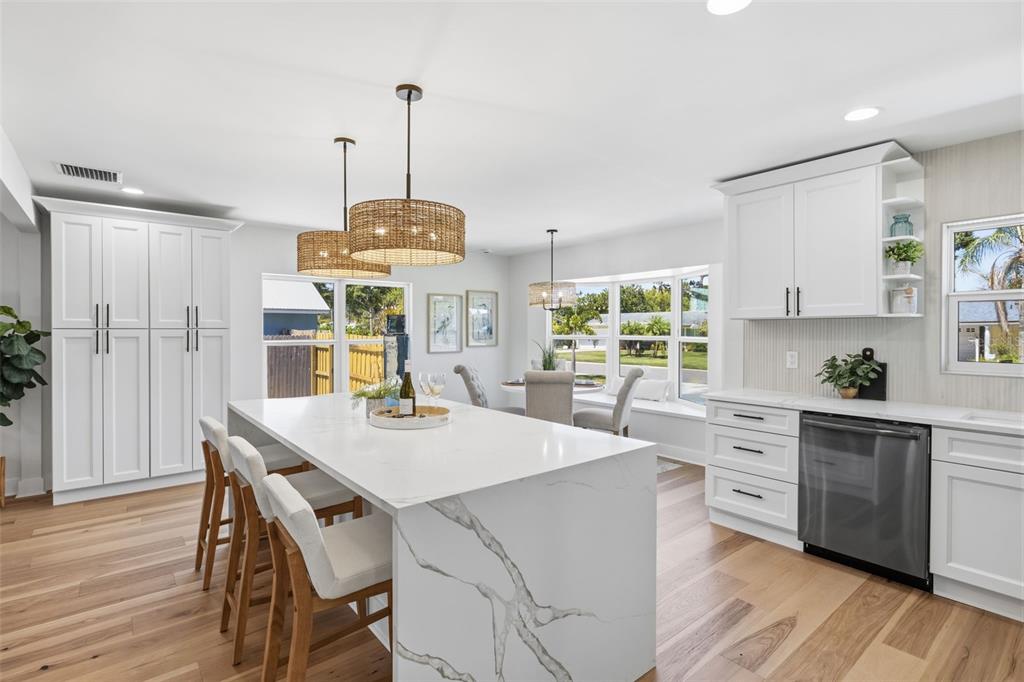 2310 Harrison Drive Dunedin, FL 34698 - Photo 5 of 46