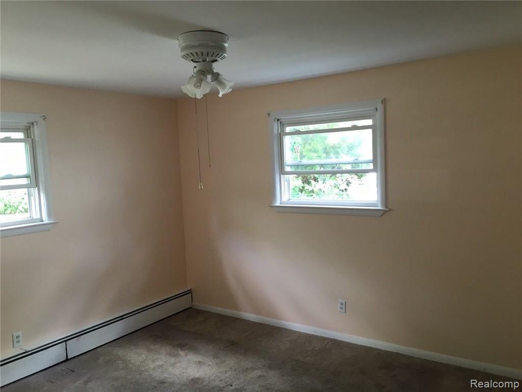 1422 West Auburn Road Rochester, MI 48309 - Photo 12 of 14 IMG_0311.jpg