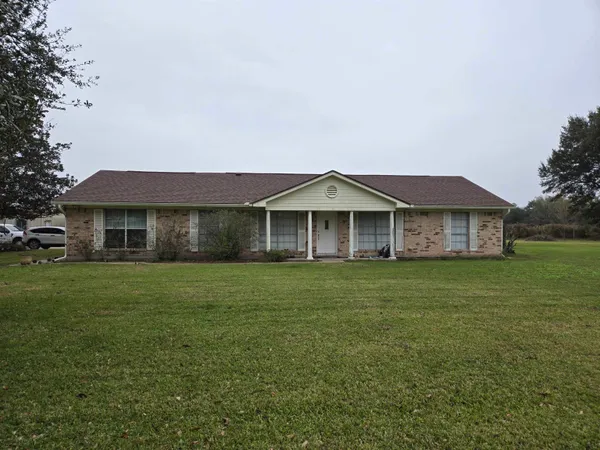 $280,000 | 19545 Farm To Market Road 365, Beaumont, TX 77705