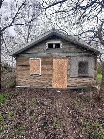 $18,000 | 2322 Industrial Boulevard, Gary, IN 46407