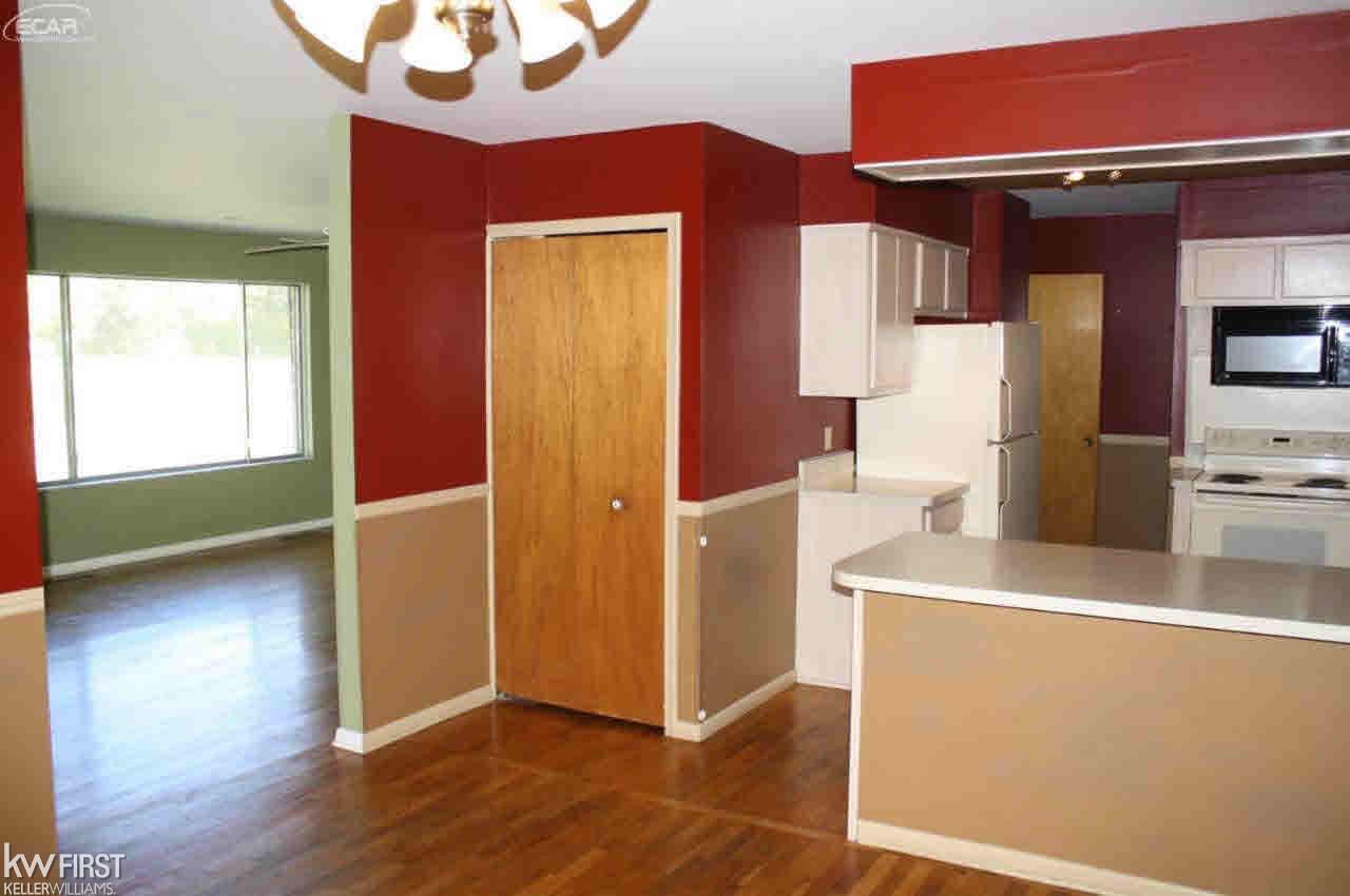7540 Porter Road Grand Blanc, MI 48439 - Photo 20 of 54 21234477-19.JPG