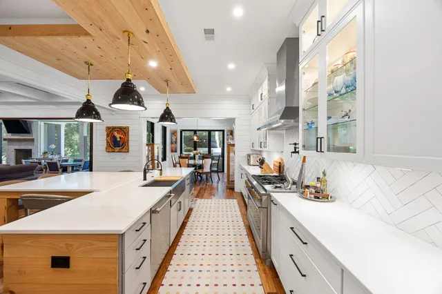 $3,249,000 | 672 Barbados Drive, Charleston, SC 29492