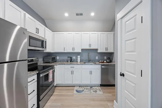 $3,249,000 | 672 Barbados Drive, Charleston, SC 29492