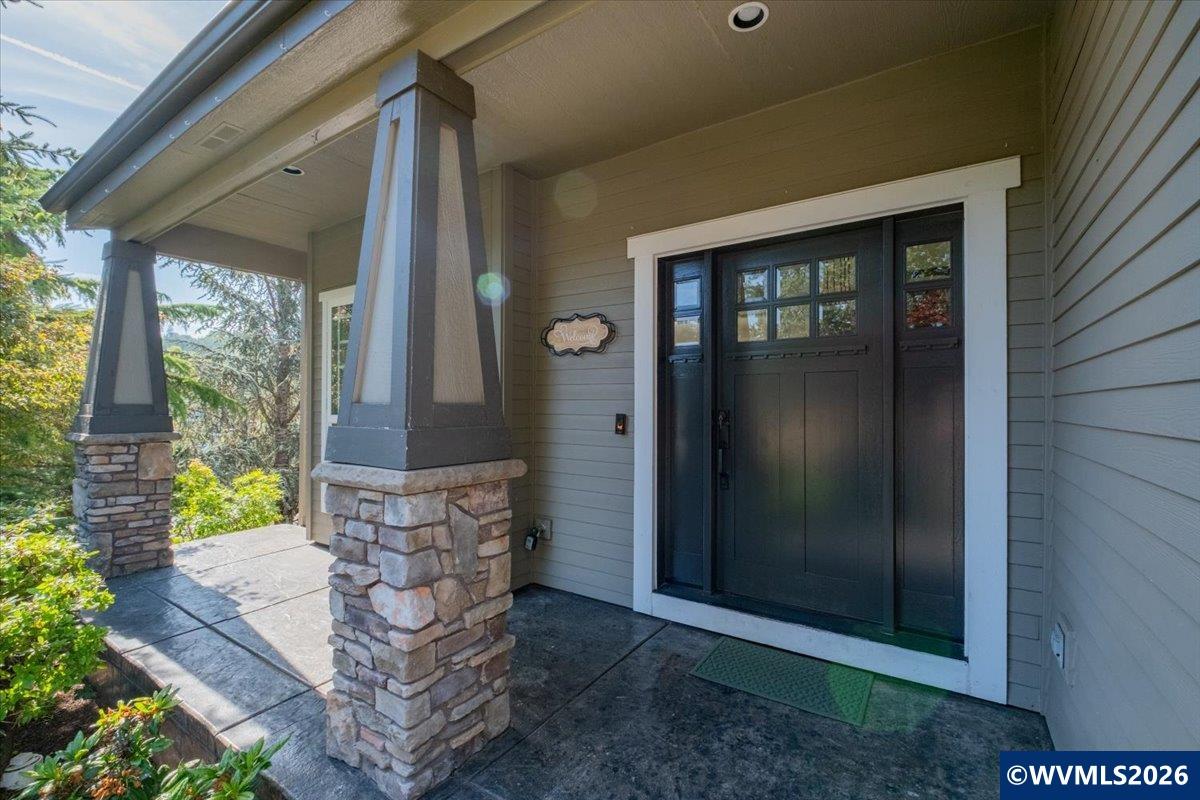 3706 Illahe Hill Road South Salem, OR 97302 - Photo 4 of 46