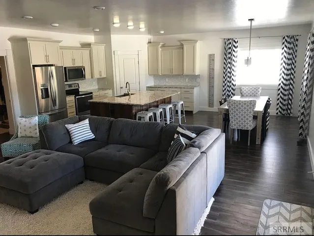 $549,900 | 161 Walnut Street, Ashton, ID 83420