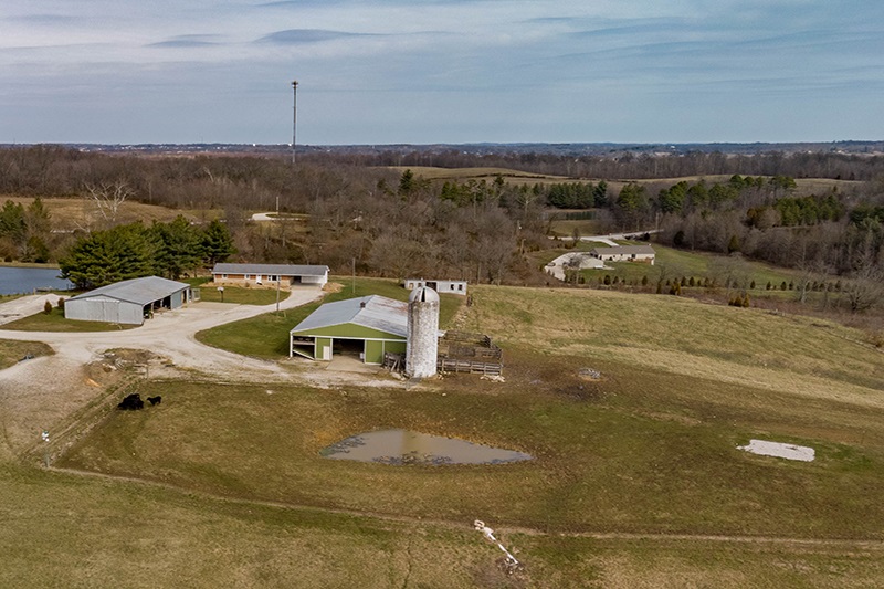 2782 South Meridian Road Huntingburg, IN 47542 - Photo 22 of 33 Gallery Image 22