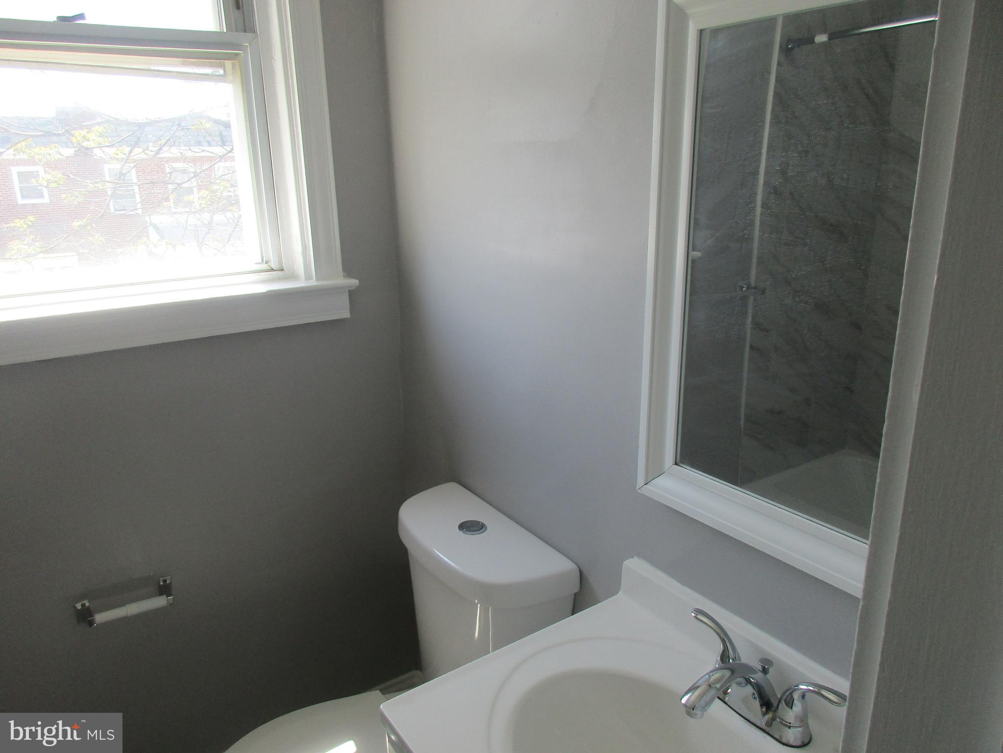 3558 Juneway Baltimore, MD 21213 - Photo 2 of 8