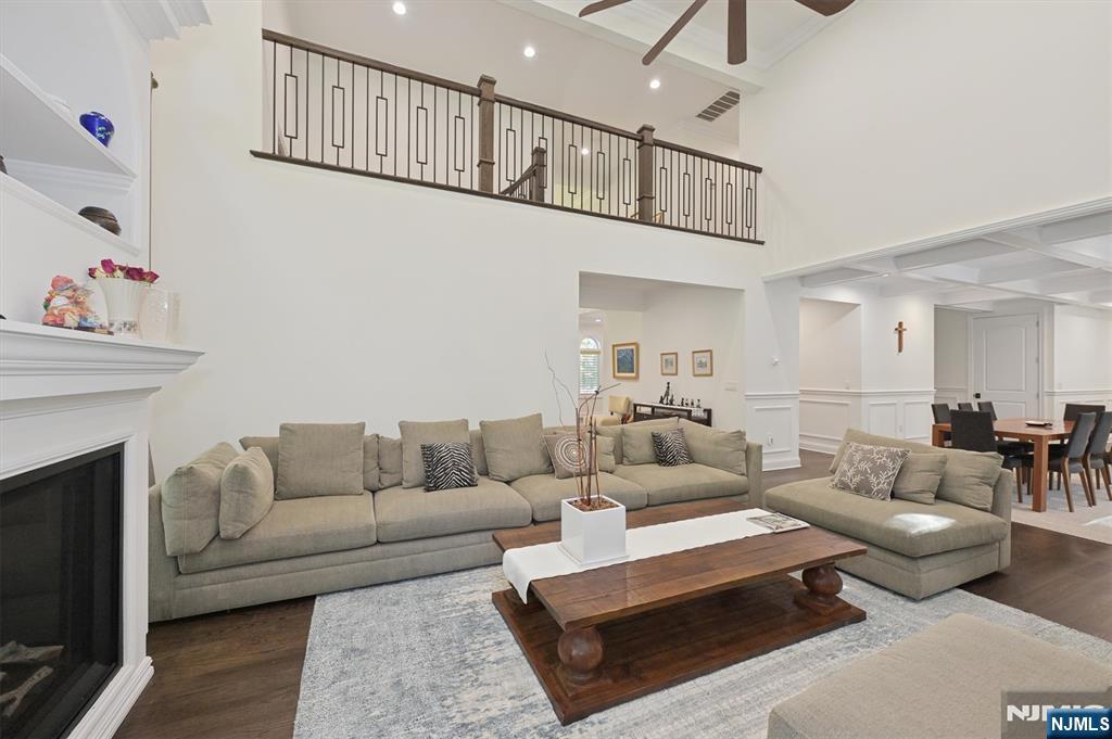 8 Ranch Lane Closter, NJ 07624 - Photo 10 of 38 Gallery Image 10