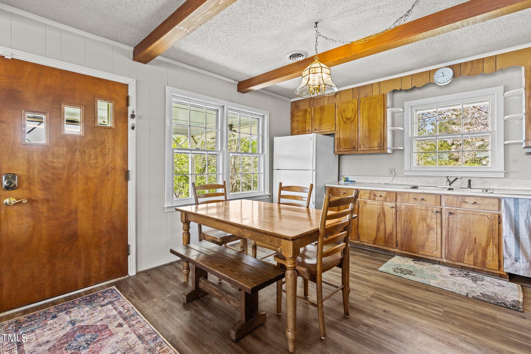 154 Spinnaker Lane, Unit 154 Semora, NC 27343 - Photo 13 of 64 kit table