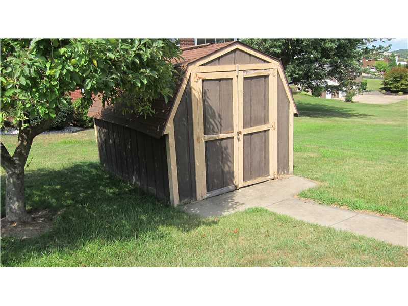 320 McGovern Road Houston, PA 15342 - Photo 6 of 13 Exterior Back.