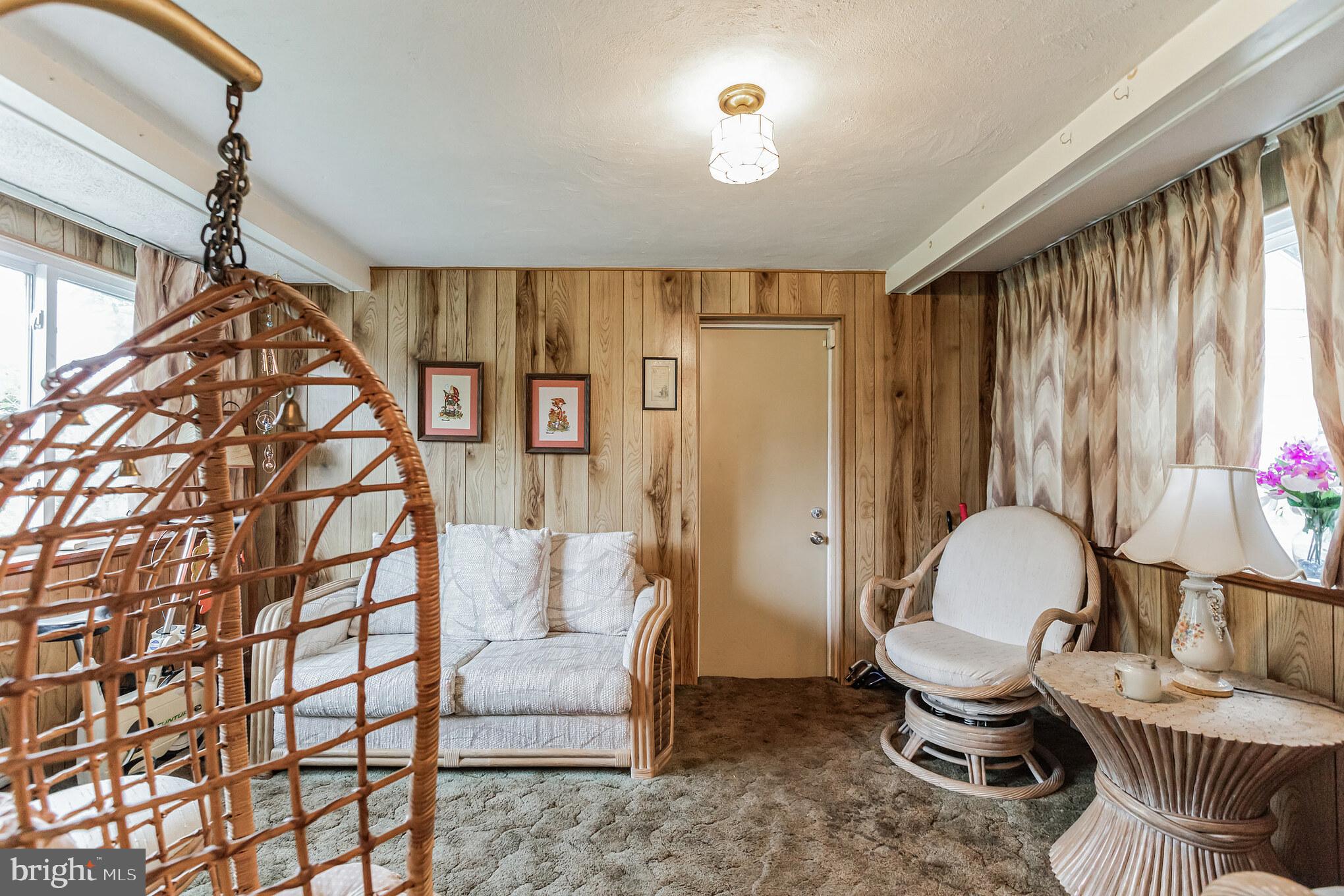 912 Jamestown Road Broomall, PA 19008 - Photo 4 of 32 Gallery Image 4