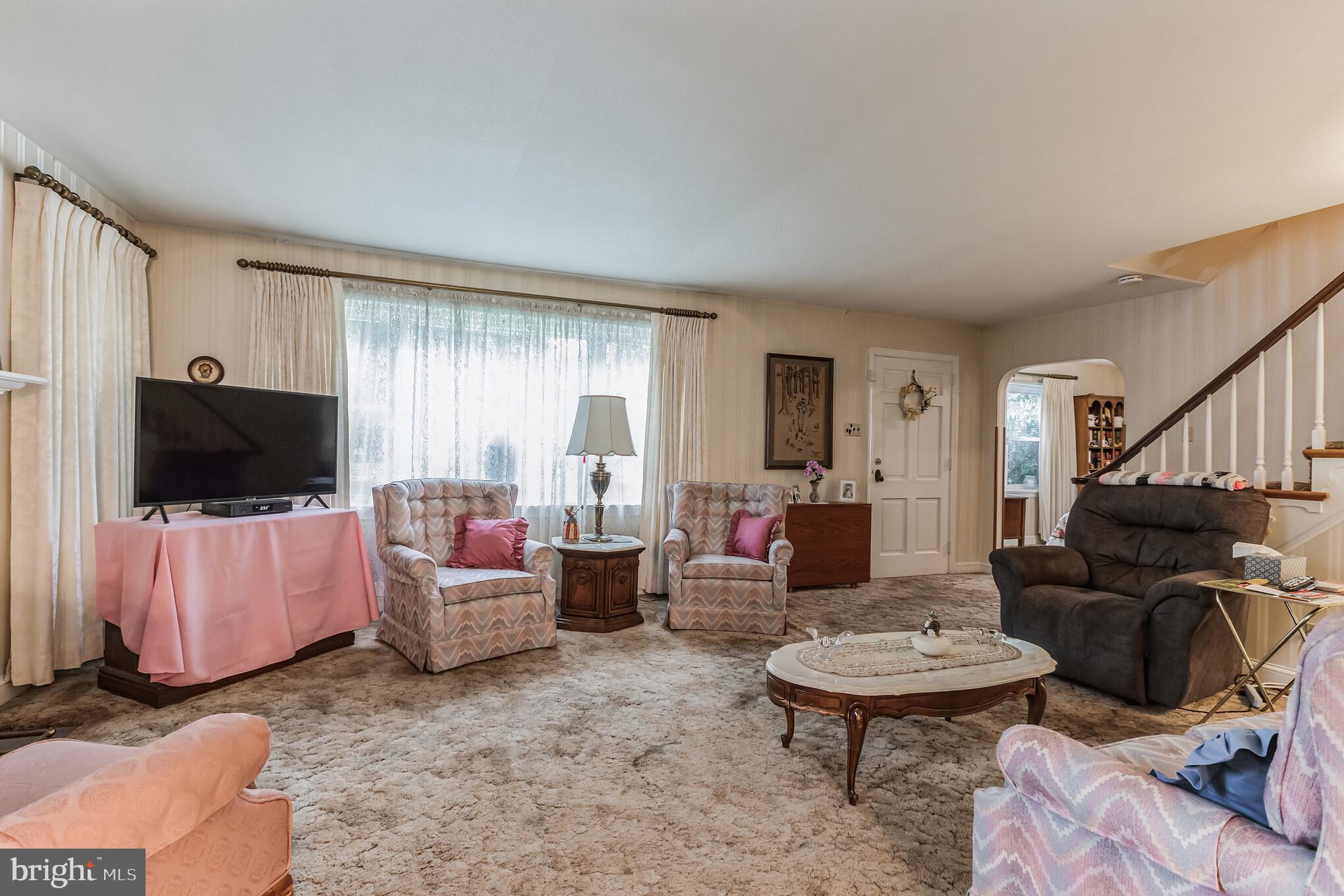 912 Jamestown Road Broomall, PA 19008 - Photo 7 of 32 Gallery Image 7