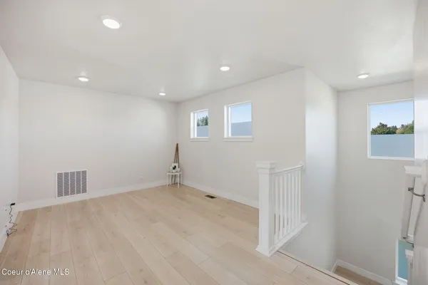 $939,000 | 1389 East Ezra Avenue, Hayden, ID 83835