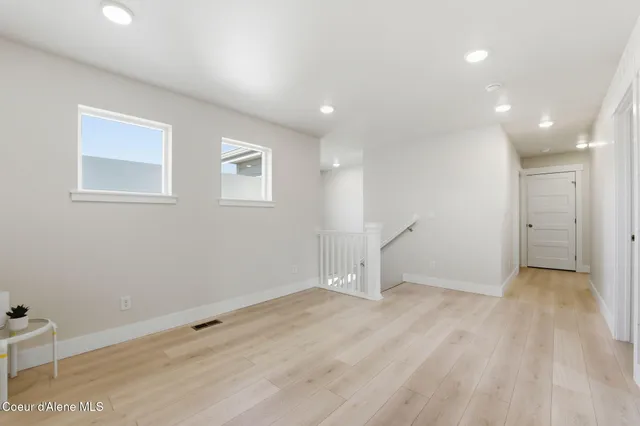 $949,000 | 1389 East Ezra Avenue, Hayden, ID 83835