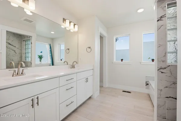 $939,000 | 1389 East Ezra Avenue, Hayden, ID 83835