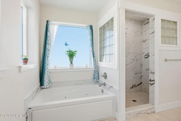 $939,000 | 1389 East Ezra Avenue, Hayden, ID 83835