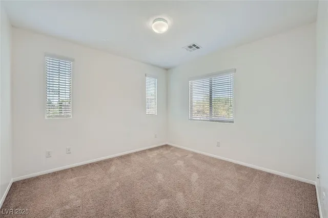 $1,870 | 7704 Twirling Yarn Court, Las Vegas, NV 89149