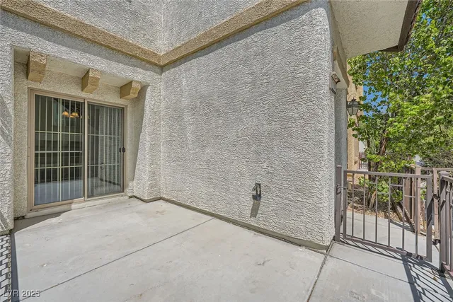 $1,870 | 7704 Twirling Yarn Court, Las Vegas, NV 89149