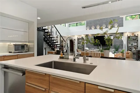 $665,000 | 4717 Canaan Lake Circle, Kansas City, KS 66109