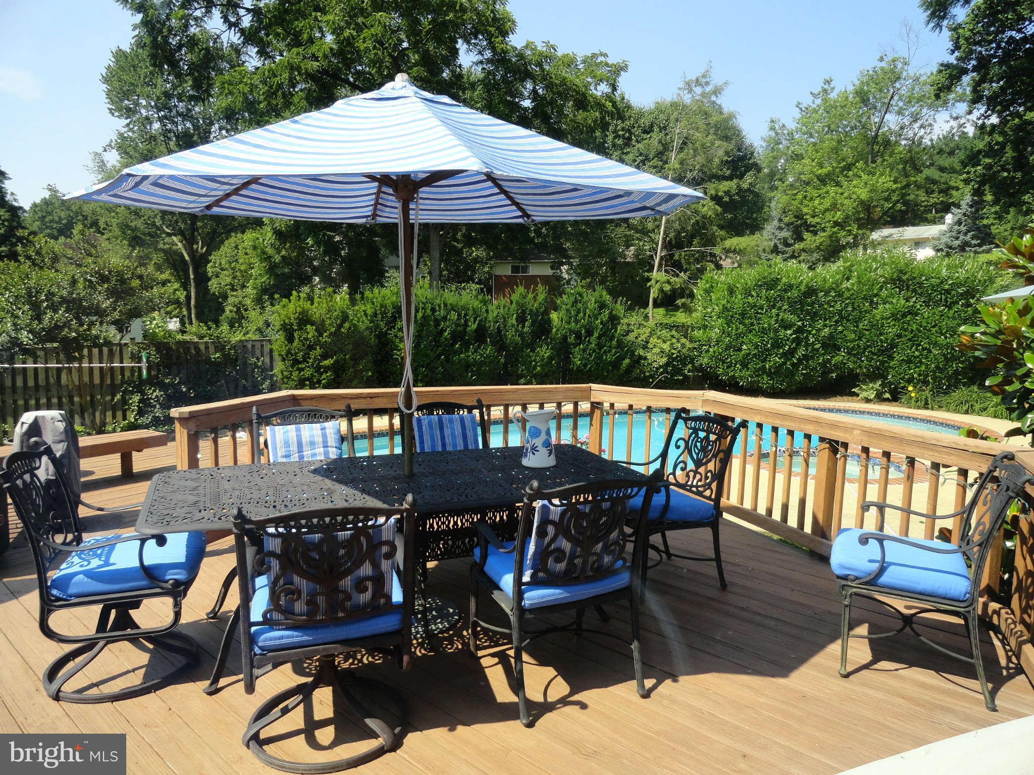 7125 Thrasher Road McLean, VA 22101 - Photo 26 of 27 Exterior Rear