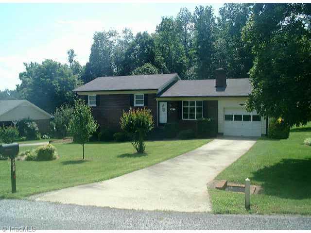 447 Raper Circle Lexington, NC 27295 - Photo 1 of 1 Exterior Front.