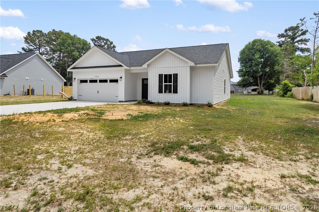745 Porter Road Hope Mills, NC 28348 - Photo 5 of 38
