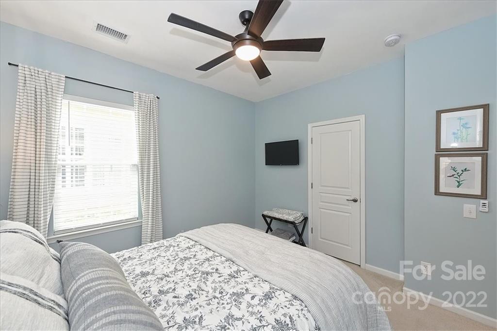 3424 Darlington Road Matthews, NC 28105 - Photo 5 of 38 Gallery Image 5