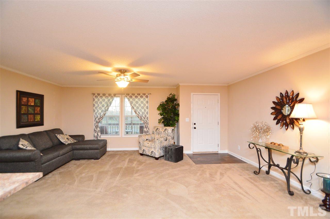 1436 Crawford Road Graham, NC 27253 - Photo 4 of 25 Gallery Image 4