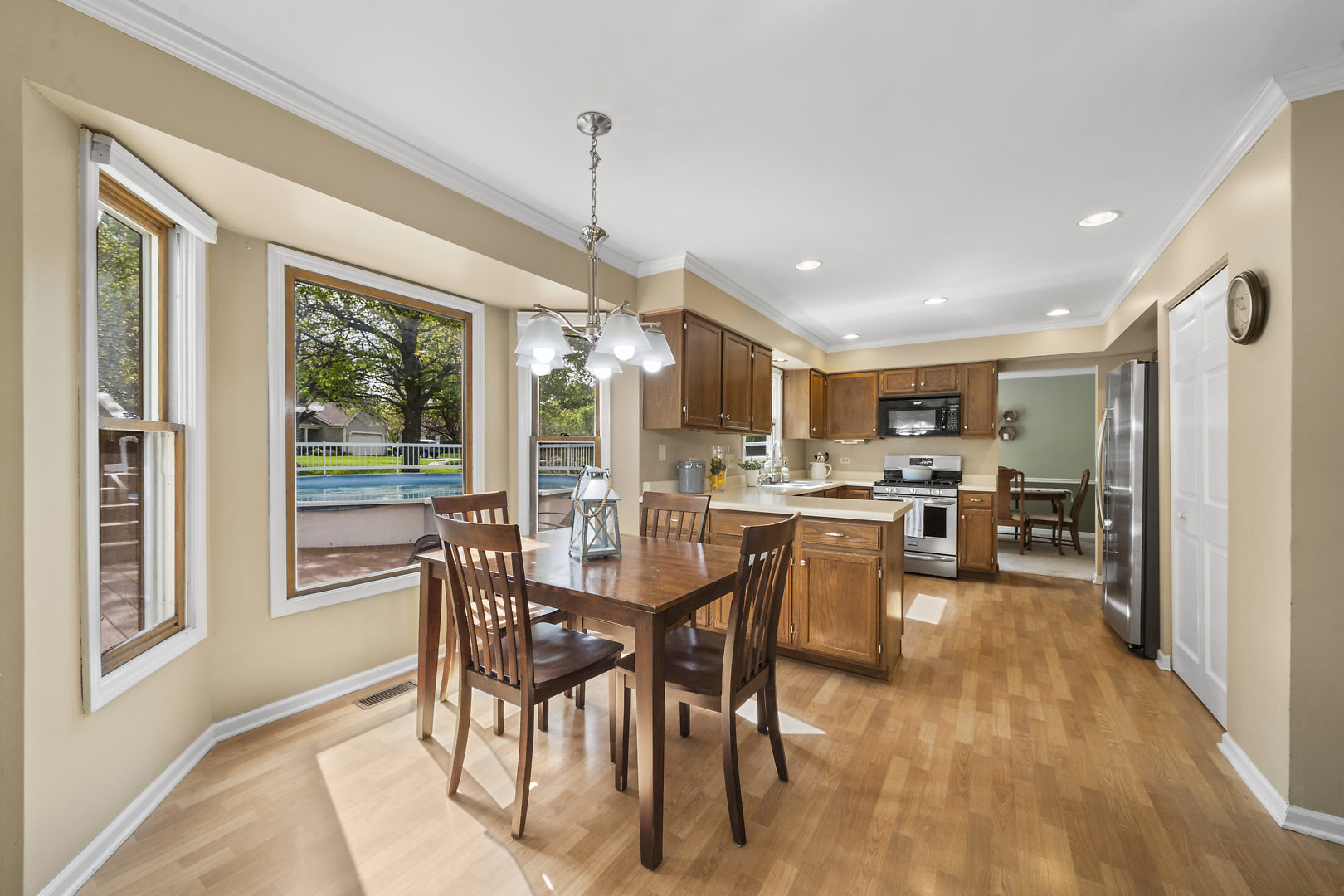 309 Old Hunt Road Fox River Grove, IL 60021 - Photo 10 of 27