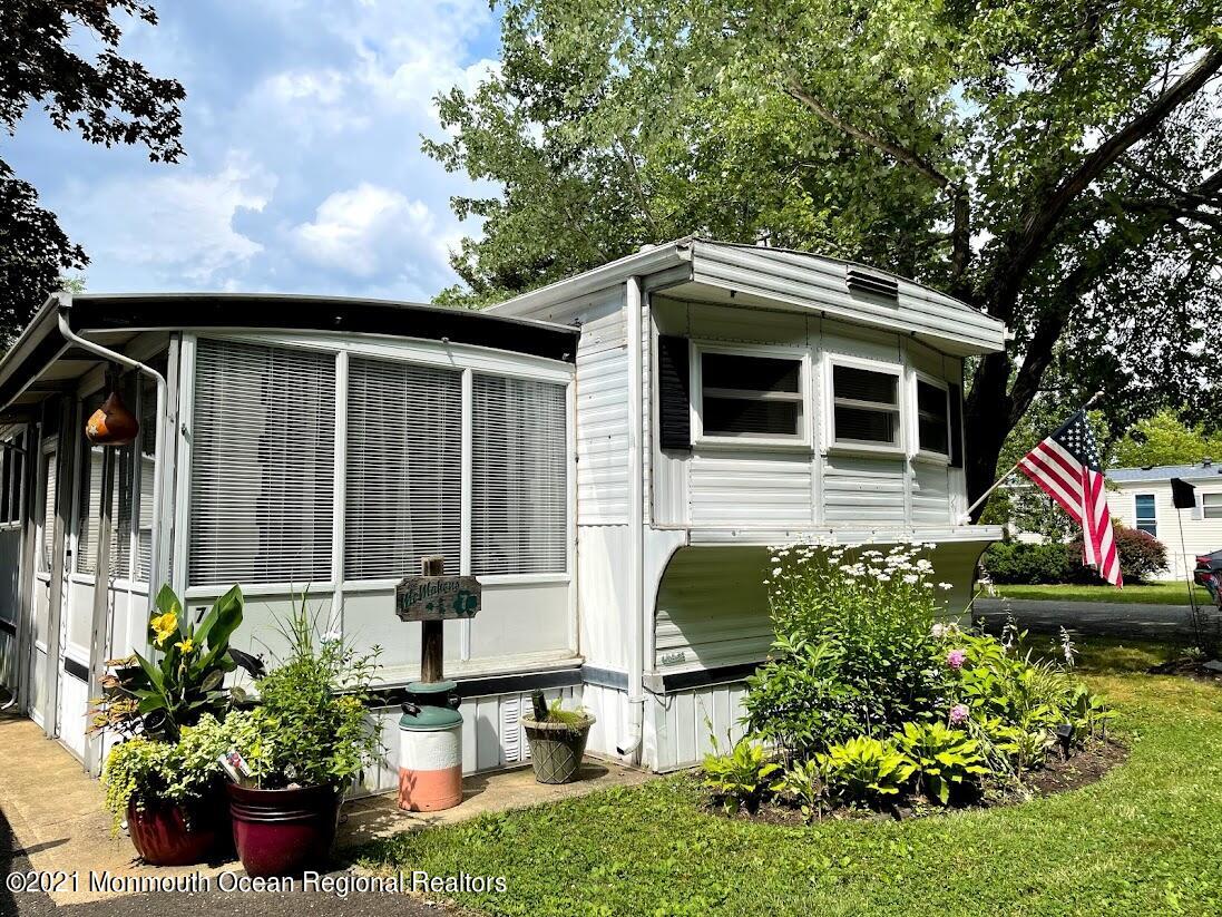 7 Village Road Morganville, NJ 07751 - Photo 1 of 21 7 village front 1