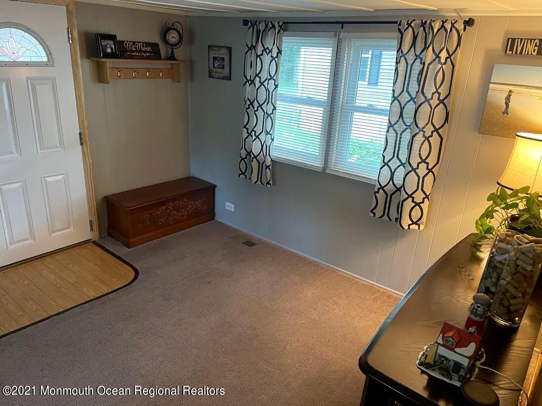 7 Village Road Morganville, NJ 07751 - Photo 10 of 21 7 village entr