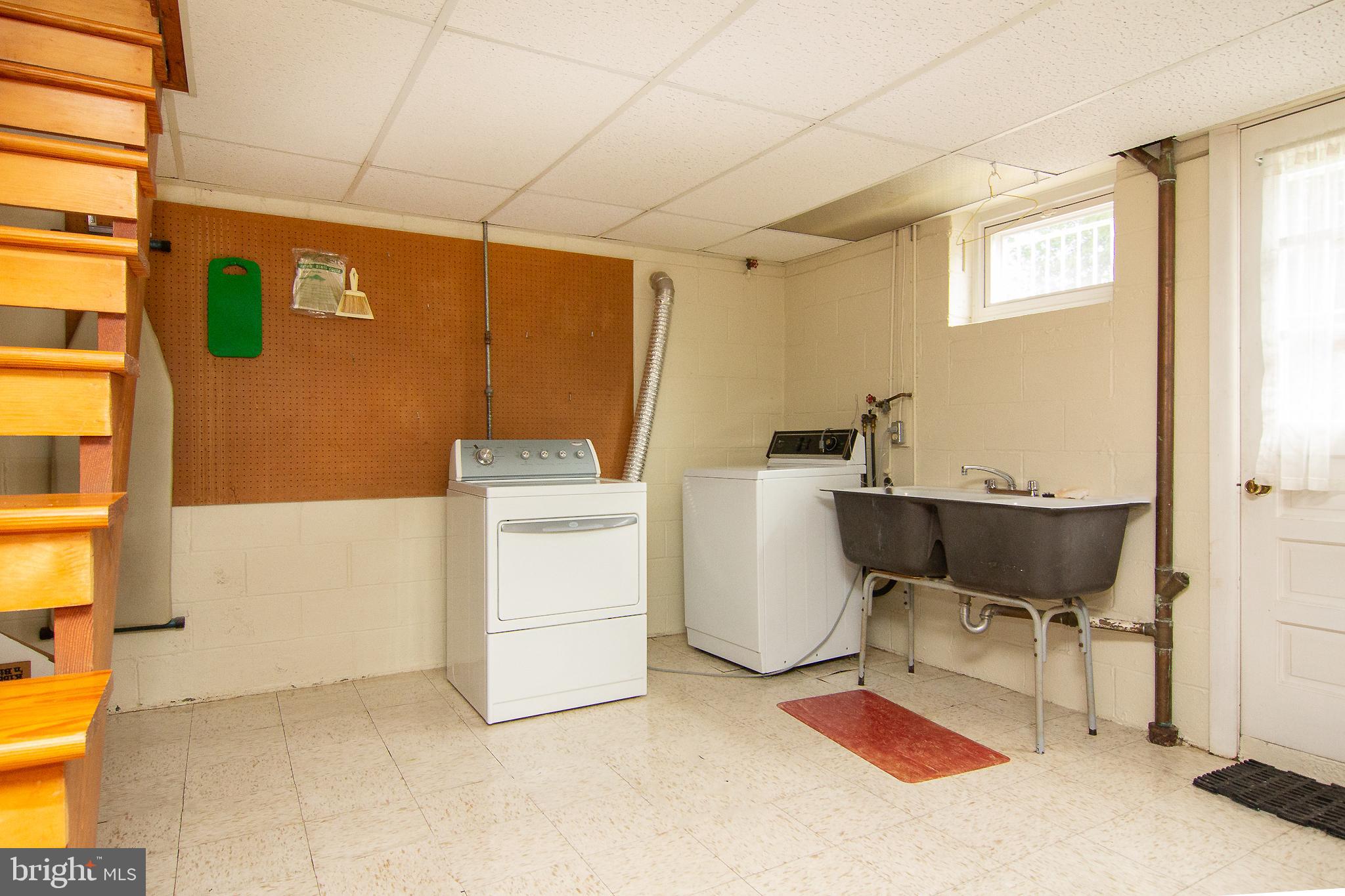9505 Dawnvale Road Baltimore, MD 21236 - Photo 20 of 24 Utility Room