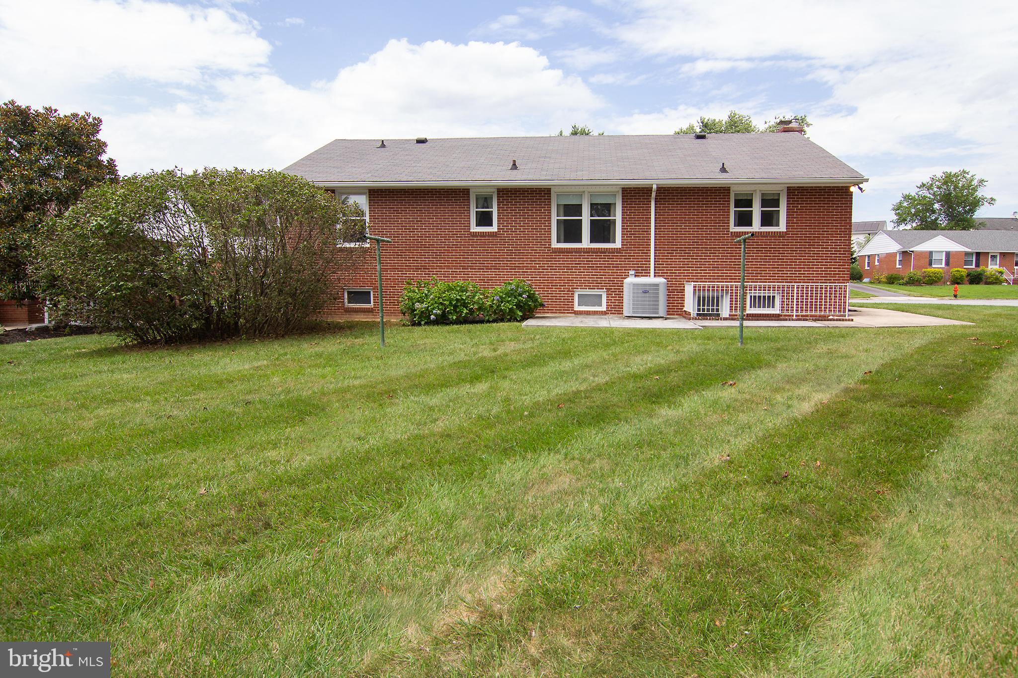 9505 Dawnvale Road Baltimore, MD 21236 - Photo 24 of 24 Exterior rear