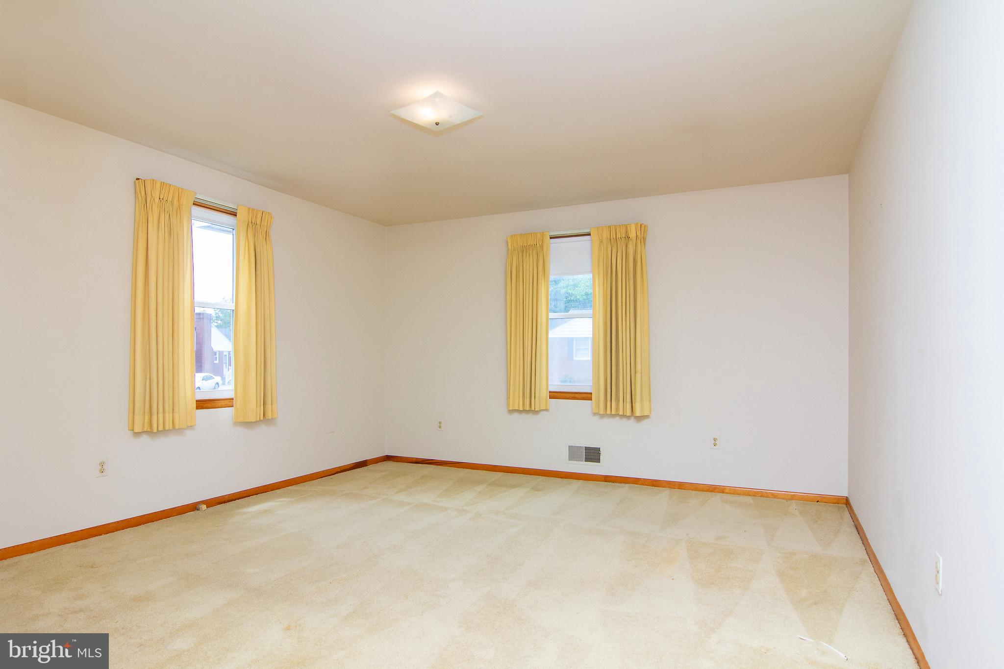 9505 Dawnvale Road Baltimore, MD 21236 - Photo 8 of 24 Bedroom