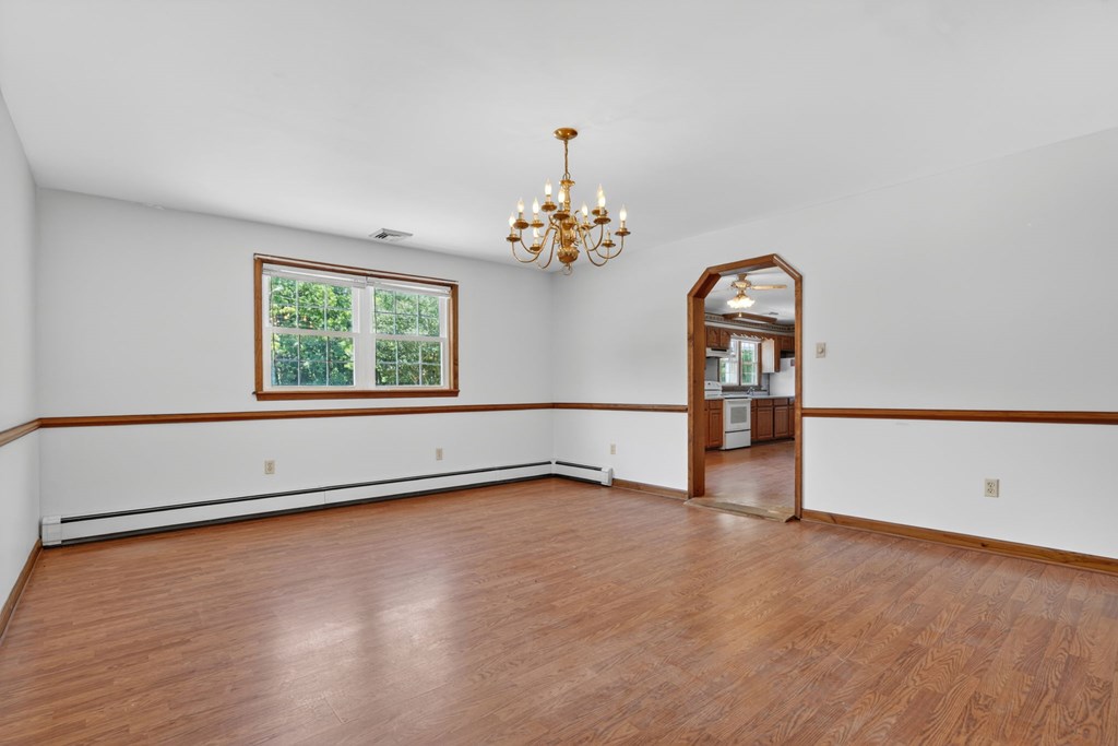 7454 Bayside Road Franktown, VA 23354 - Photo 13 of 40