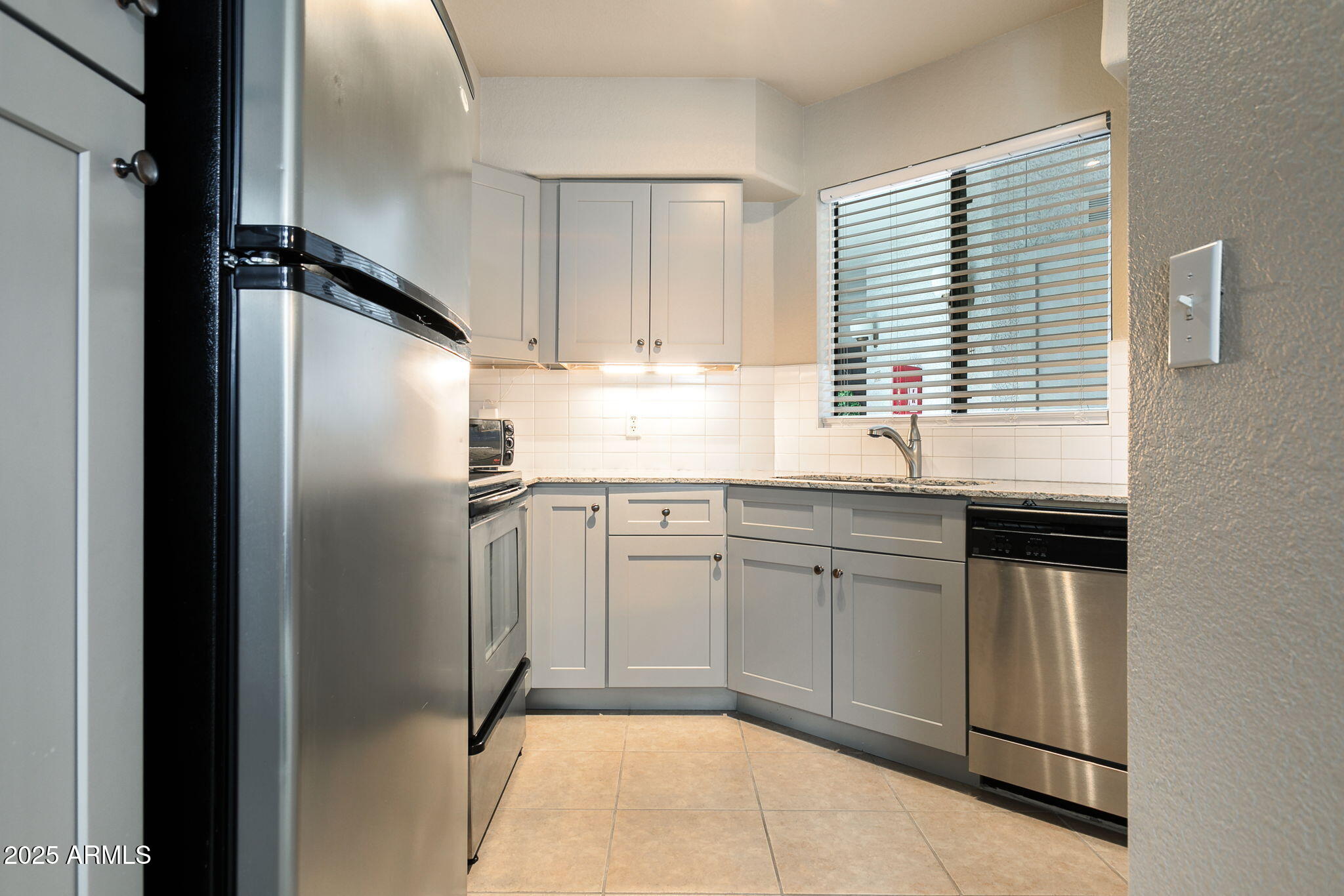 3848 North 3rd Avenue, Unit 1044 Phoenix, AZ 85013 - Photo 12 of 30 12-web-or-mls-3848-n-3rd-ave-1044