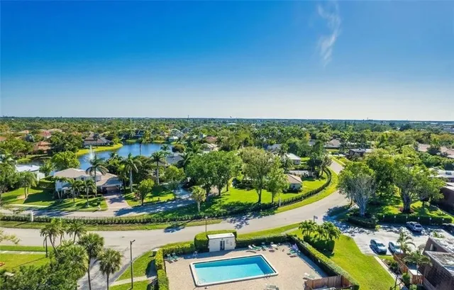 $255,000 | 1406 Park Shore Circle, Unit 3, Fort Myers, FL 33901