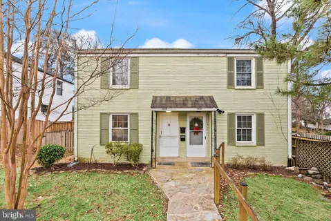 $675,000 | 5818 Washington Boulevard, Arlington, VA 22205
