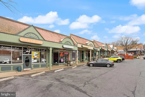 $675,000 | 5818 Washington Boulevard, Arlington, VA 22205