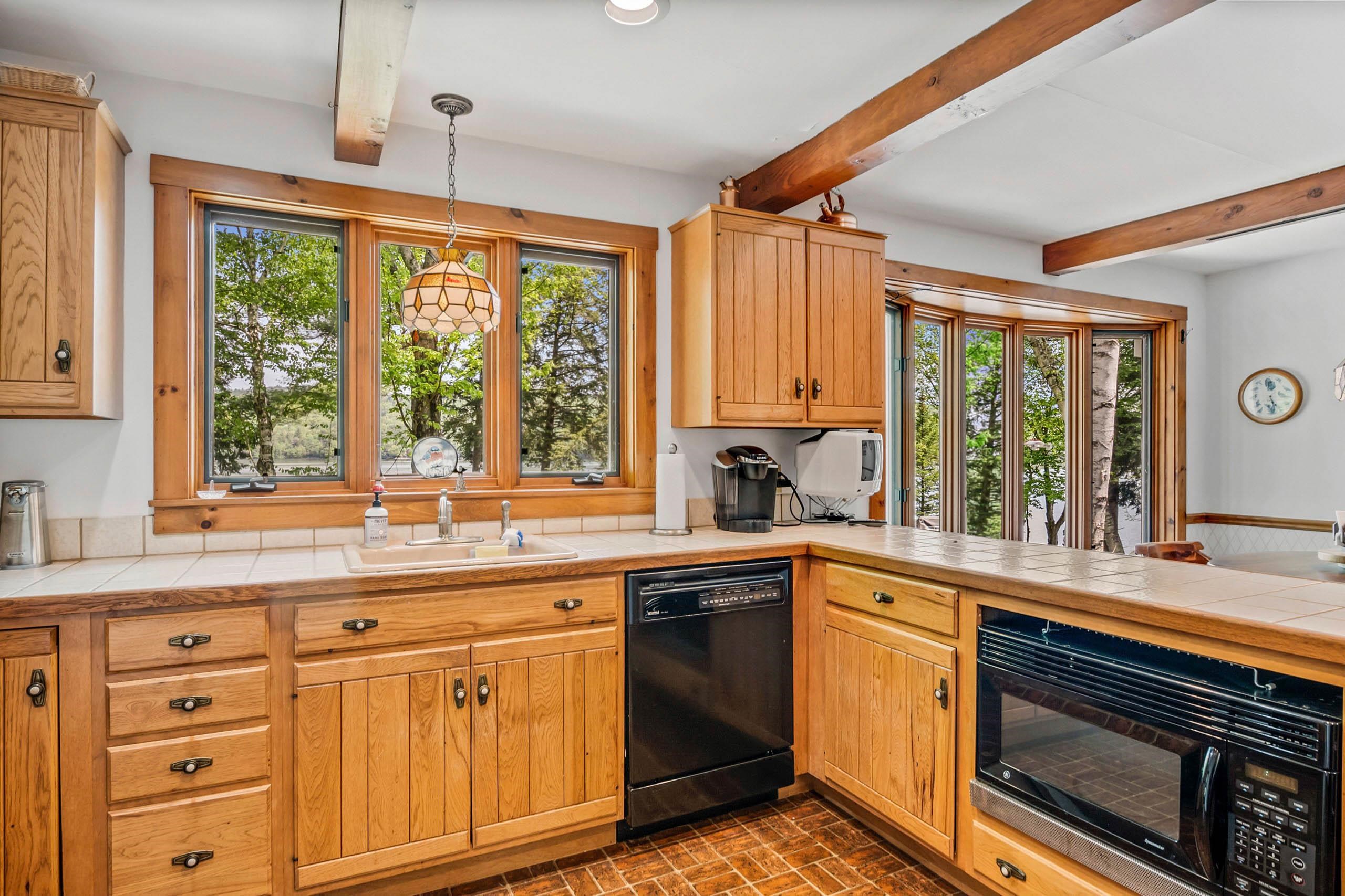 475 Bunker Road New London, NH 03257 - Photo 11 of 24 Gallery Image 11