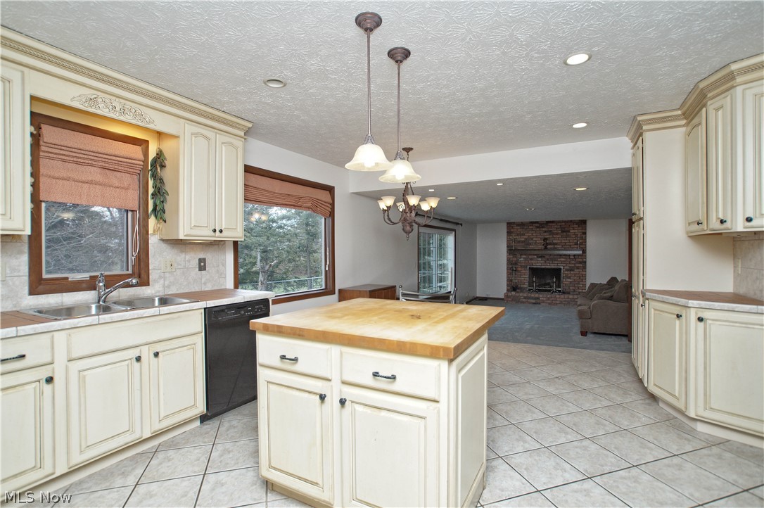 981 Brainard Road Cleveland, OH 44143 - Photo 12 of 28