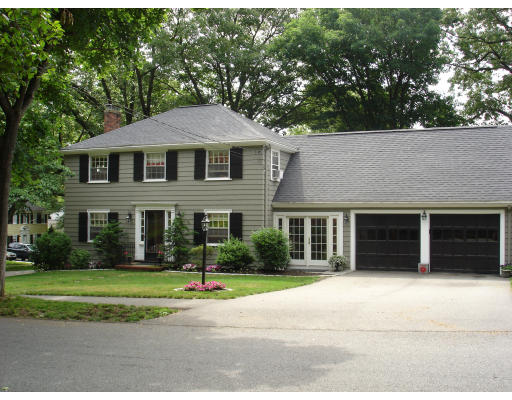 75 Standish Road Milton, MA 02186 - Photo 1 of 9 Gallery Image 1