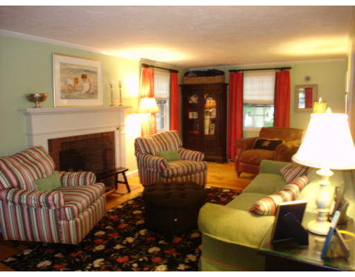 75 Standish Road Milton, MA 02186 - Photo 2 of 9 Gallery Image 2