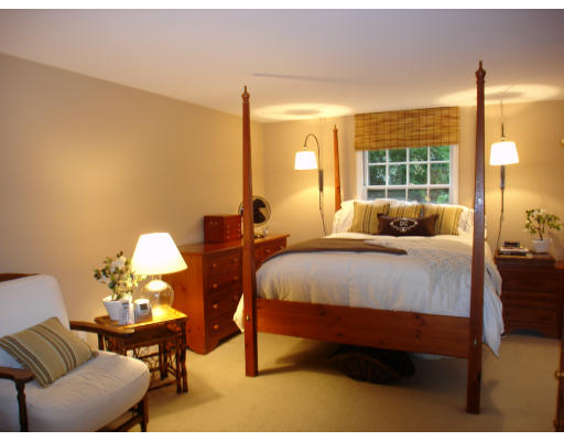 75 Standish Road Milton, MA 02186 - Photo 6 of 9 Gallery Image 6